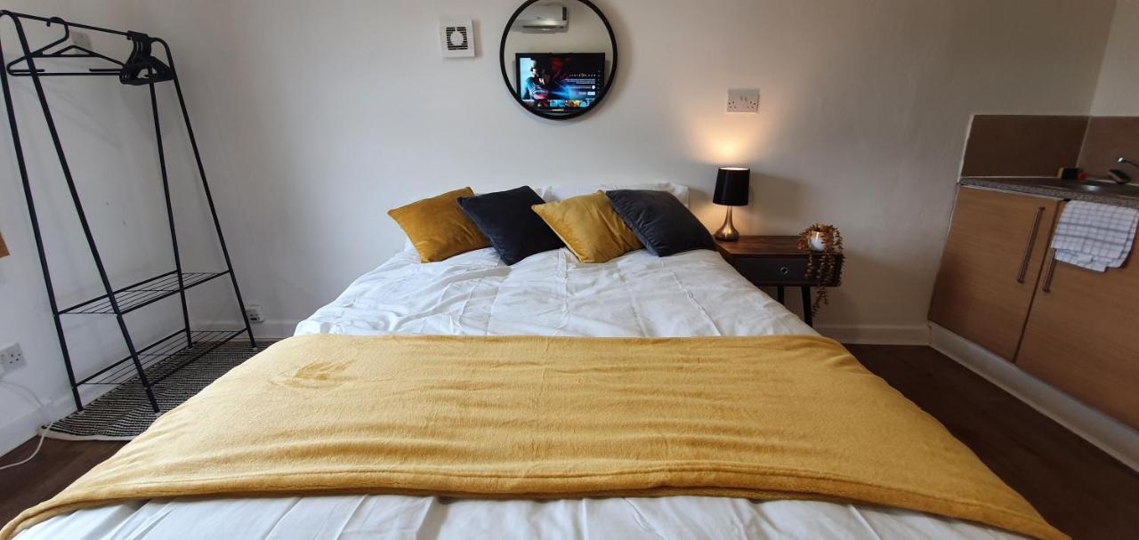 Fast Broadband, Budget Stay, Free Netflix. Cardiff Dış mekan fotoğraf